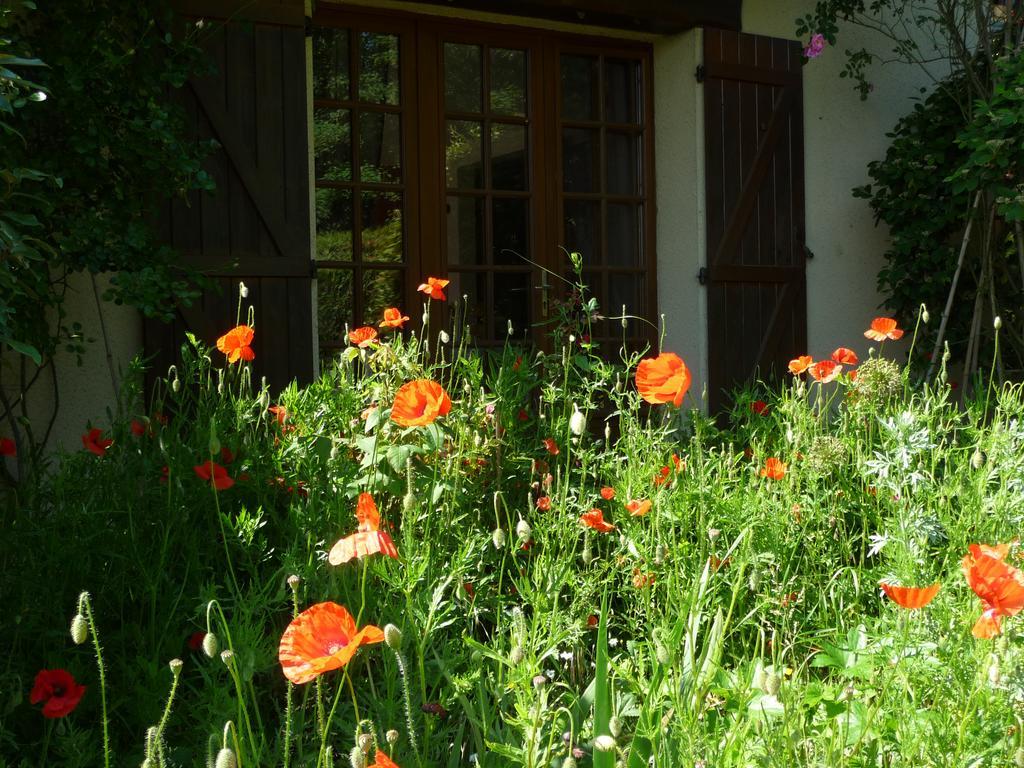 Maison D'hôtes Les Coquelicots Giverny Exterior foto