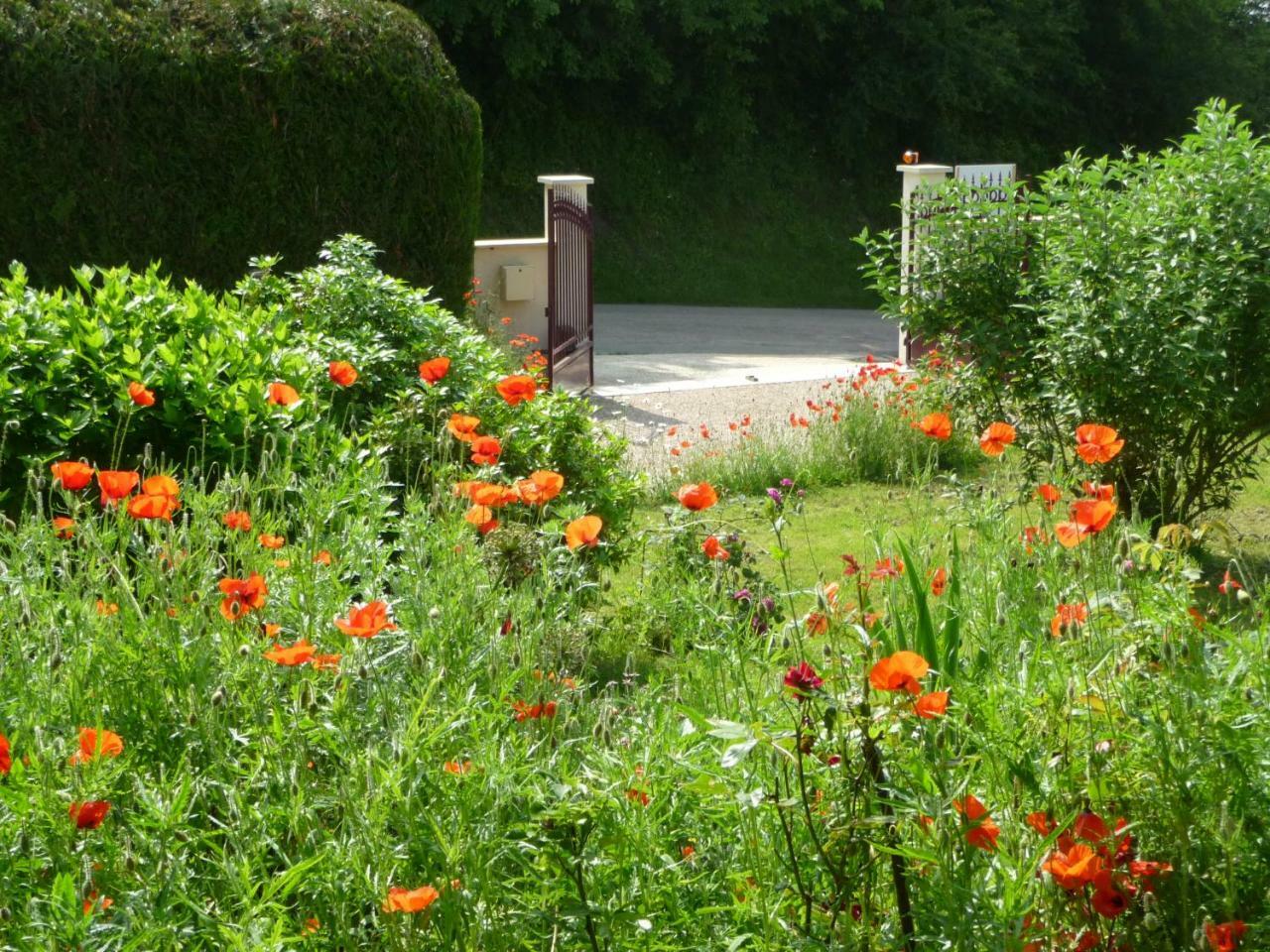 Maison D'hôtes Les Coquelicots Giverny Exterior foto