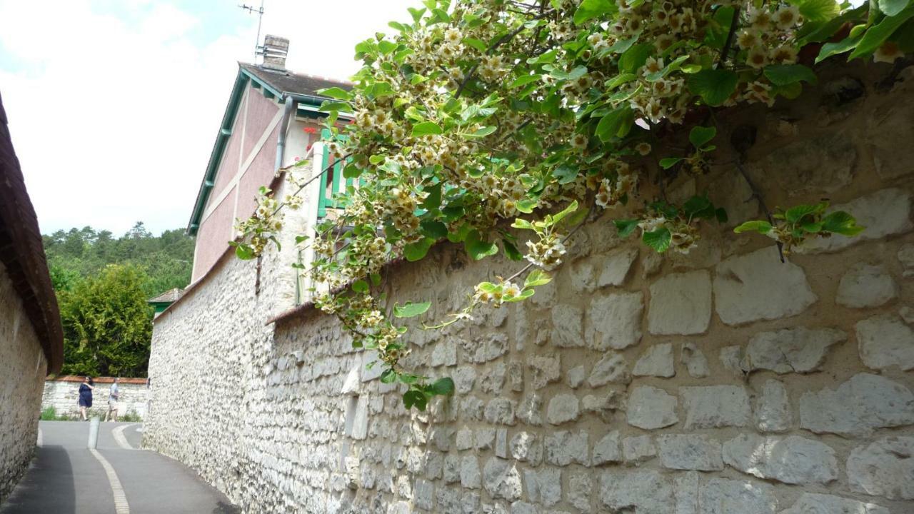 Maison D'hôtes Les Coquelicots Giverny Exterior foto